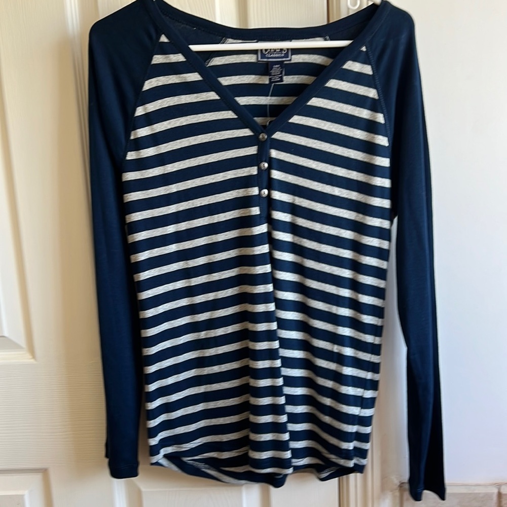 Women’s long sleeve navy and gray striped shirt by Chaps. New with tags.